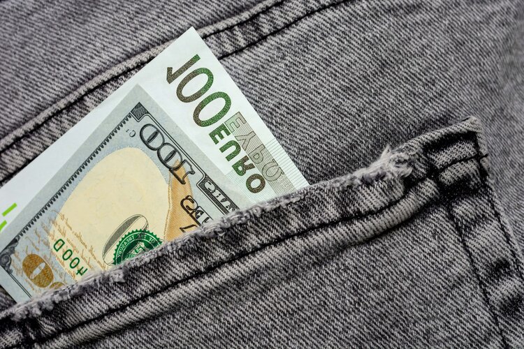 今日汇市：市场维持乐观情绪，美元承压